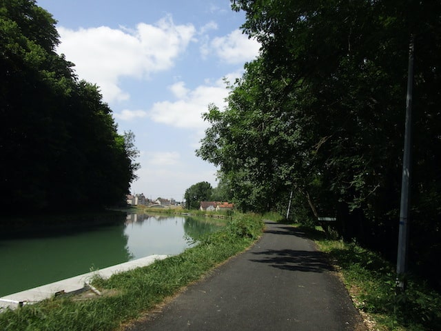 Cycling track